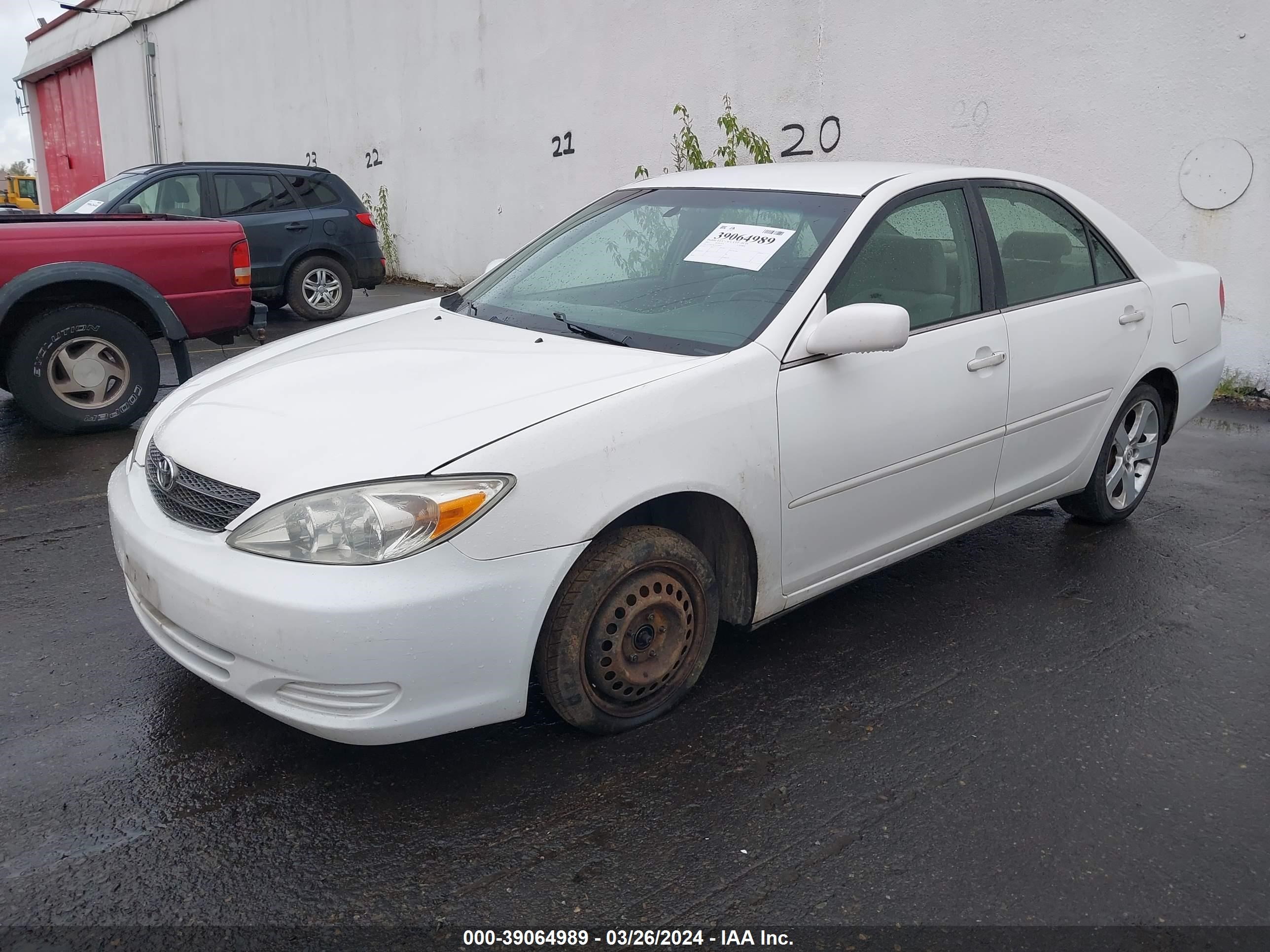 Photo 1 VIN: 4T1BE32K53U140841 - TOYOTA CAMRY 