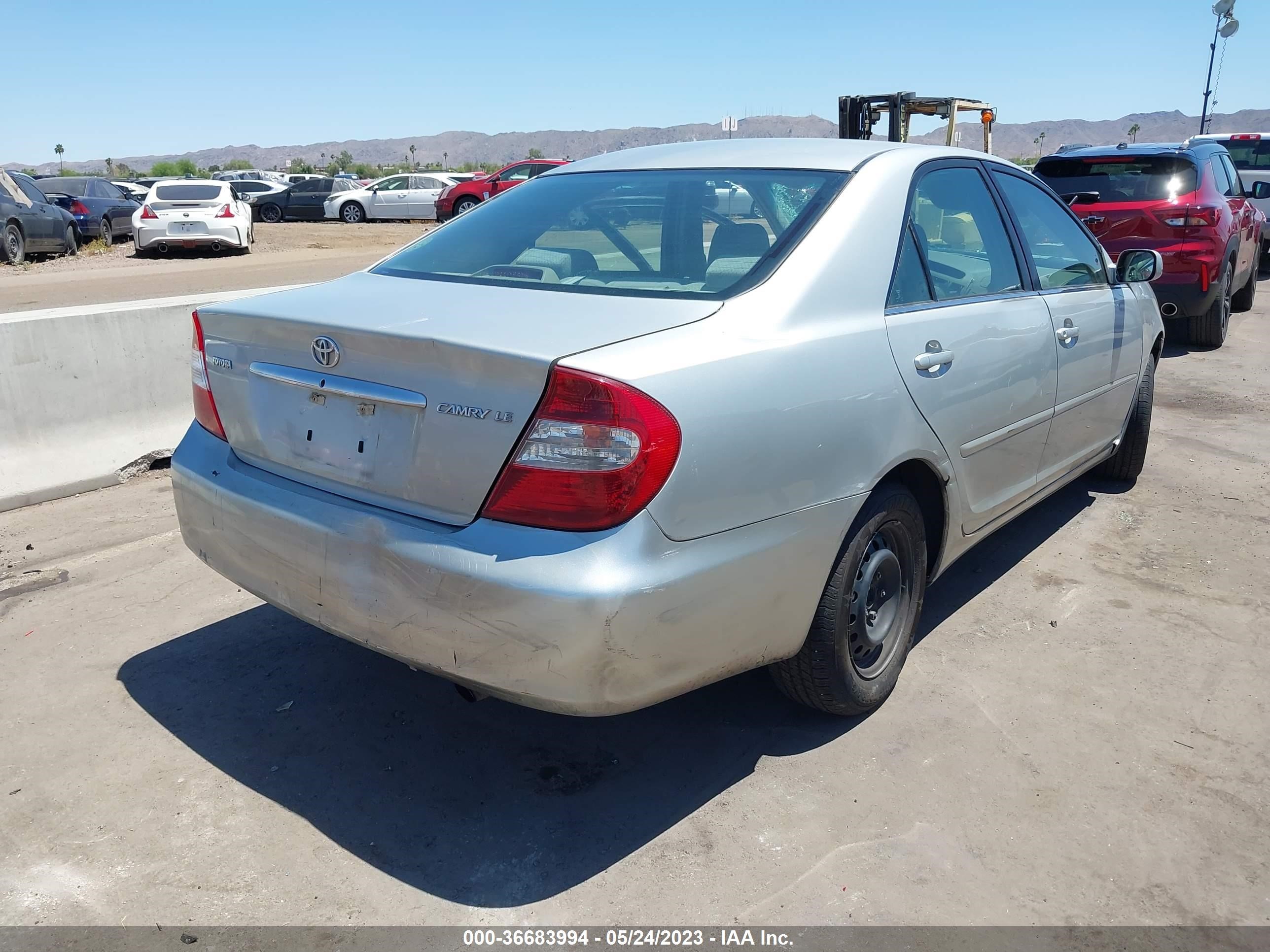 Photo 3 VIN: 4T1BE32K53U148096 - TOYOTA CAMRY 