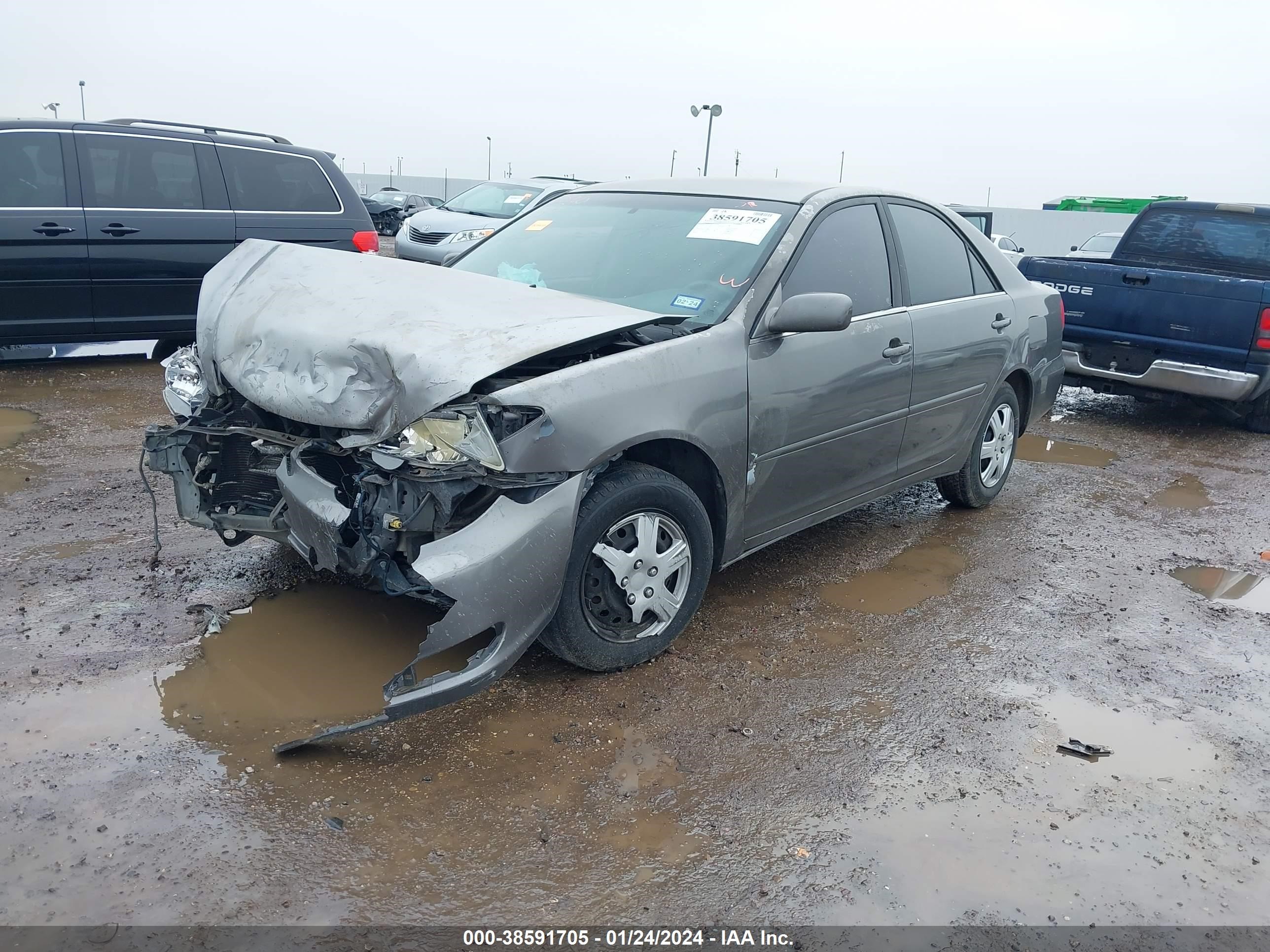 Photo 1 VIN: 4T1BE32K53U729405 - TOYOTA CAMRY 