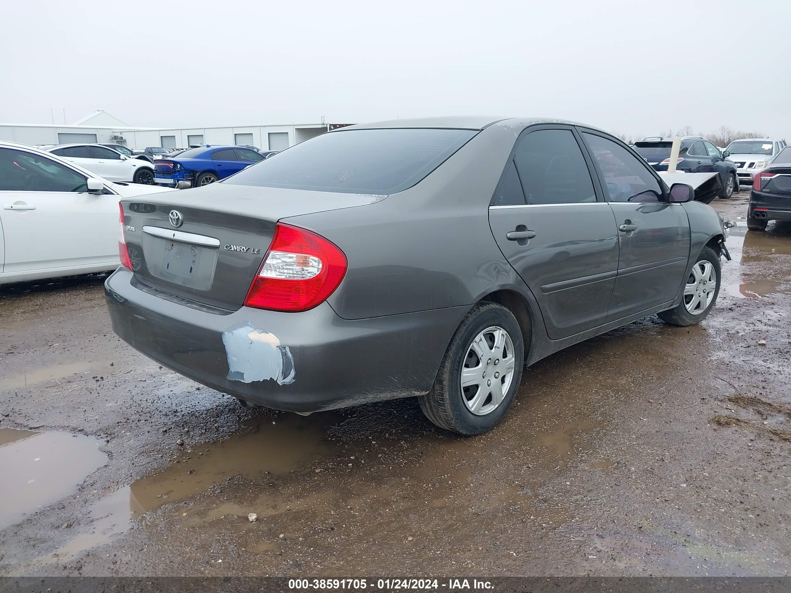 Photo 3 VIN: 4T1BE32K53U729405 - TOYOTA CAMRY 