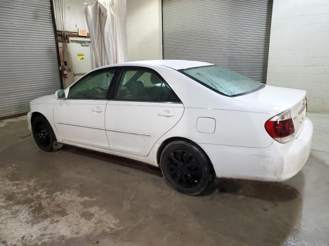 Photo 1 VIN: 4T1BE32K54U303635 - TOYOTA CAMRY LE 