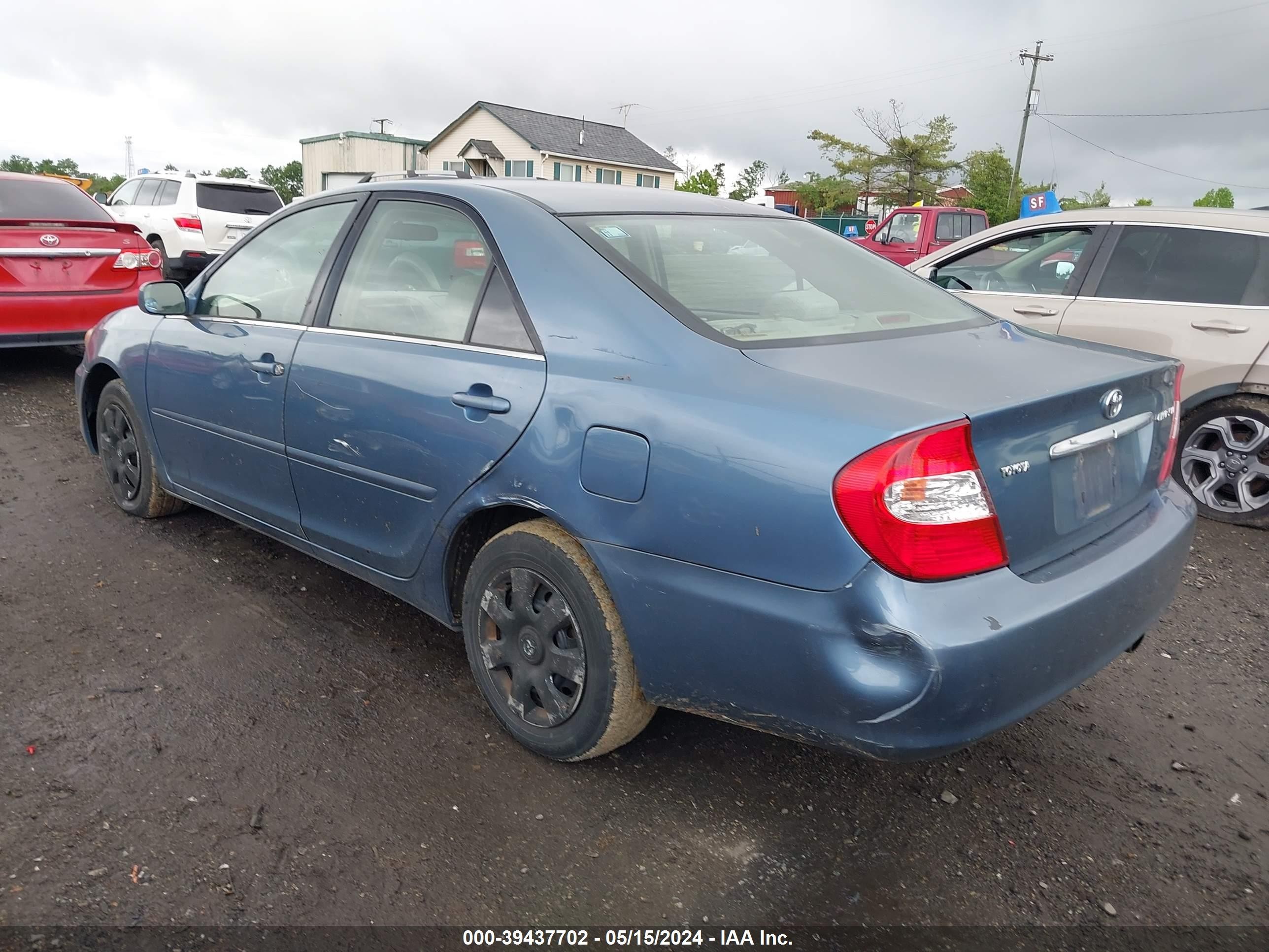 Photo 2 VIN: 4T1BE32K54U802659 - TOYOTA CAMRY 