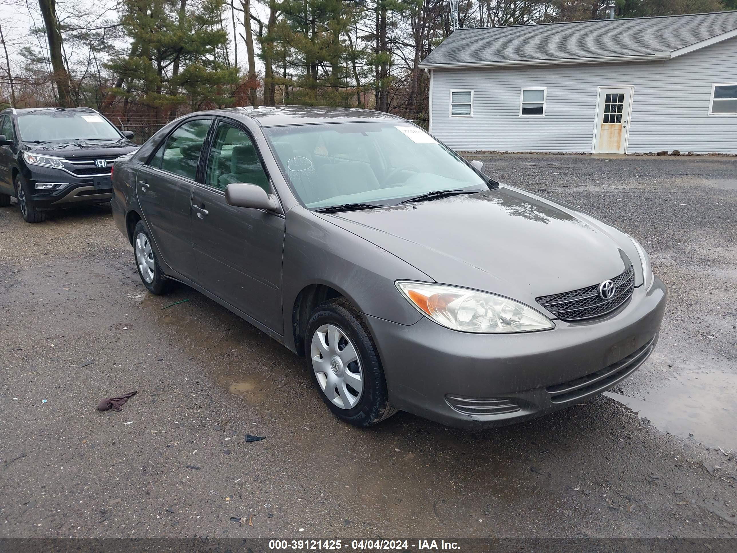 Photo 0 VIN: 4T1BE32K54U827755 - TOYOTA CAMRY 