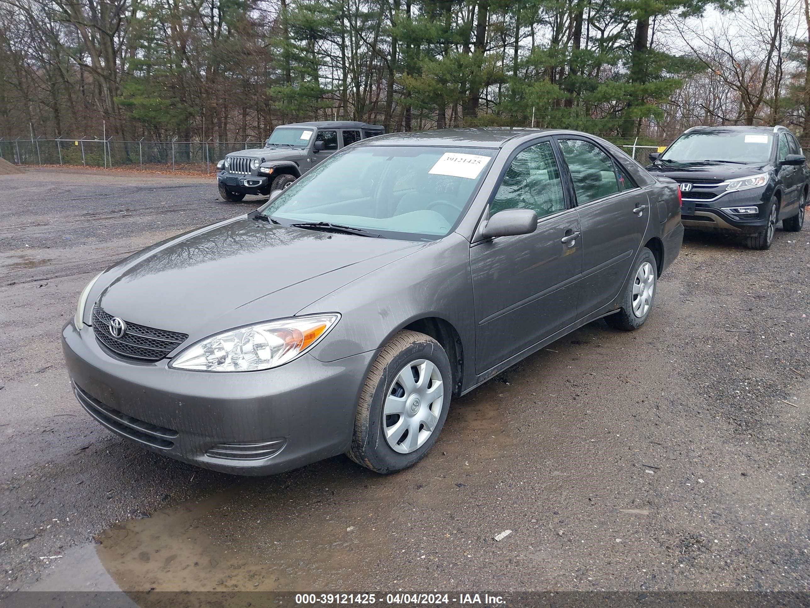 Photo 1 VIN: 4T1BE32K54U827755 - TOYOTA CAMRY 