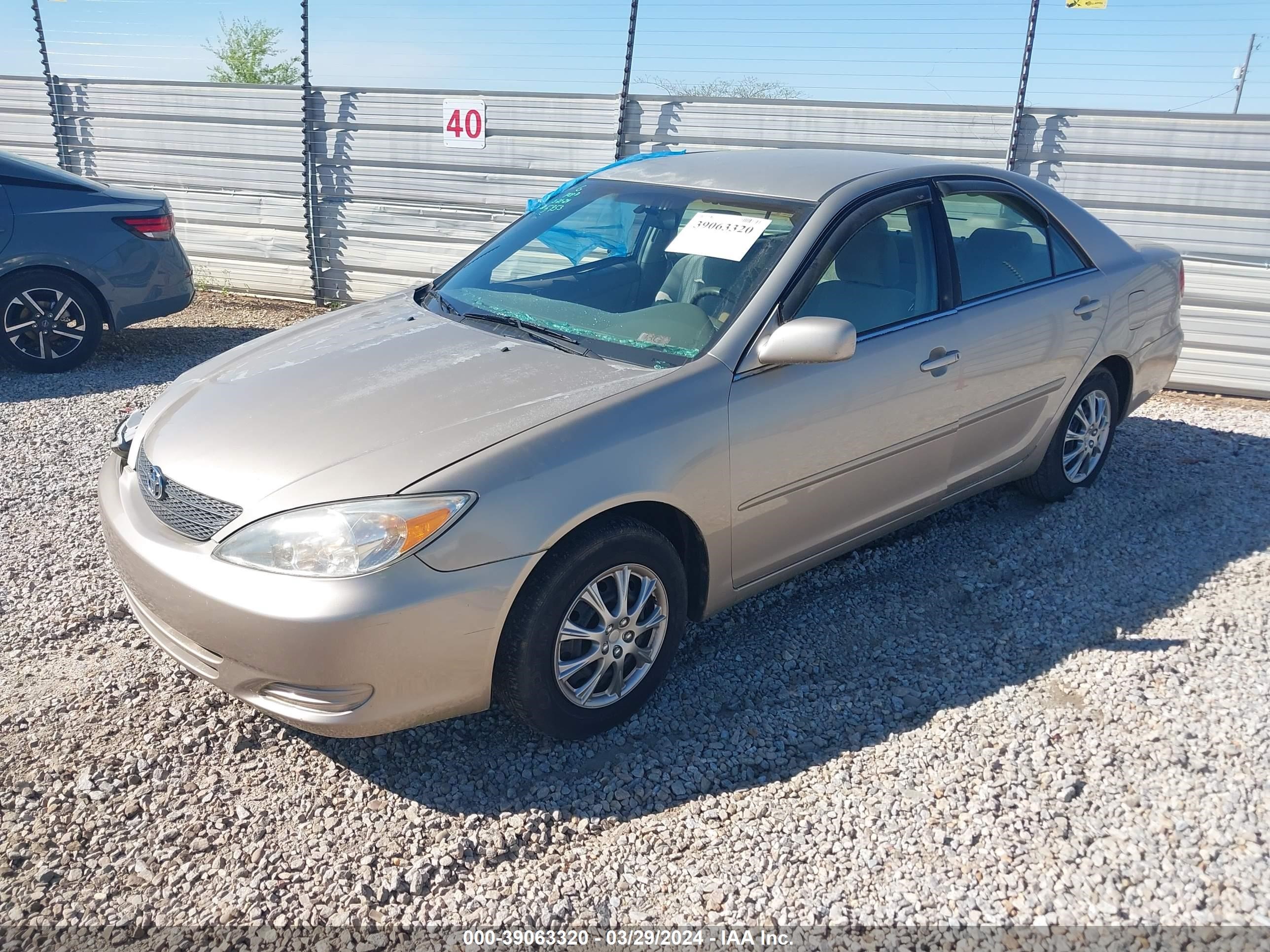 Photo 1 VIN: 4T1BE32K54U883212 - TOYOTA CAMRY 