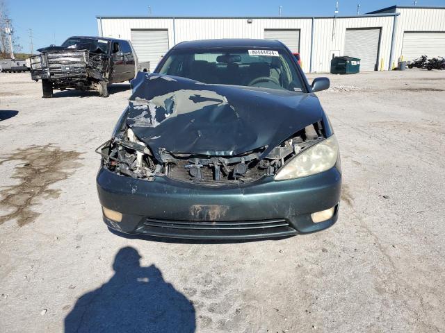 Photo 4 VIN: 4T1BE32K55U002011 - TOYOTA CAMRY LE 