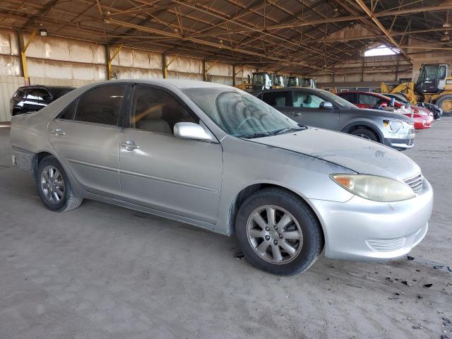 Photo 3 VIN: 4T1BE32K55U046249 - TOYOTA CAMRY LE 