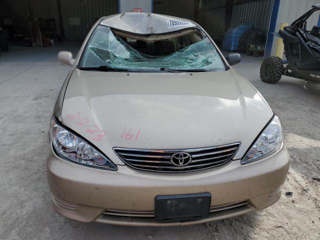 Photo 4 VIN: 4T1BE32K55U049362 - TOYOTA CAMRY LE 