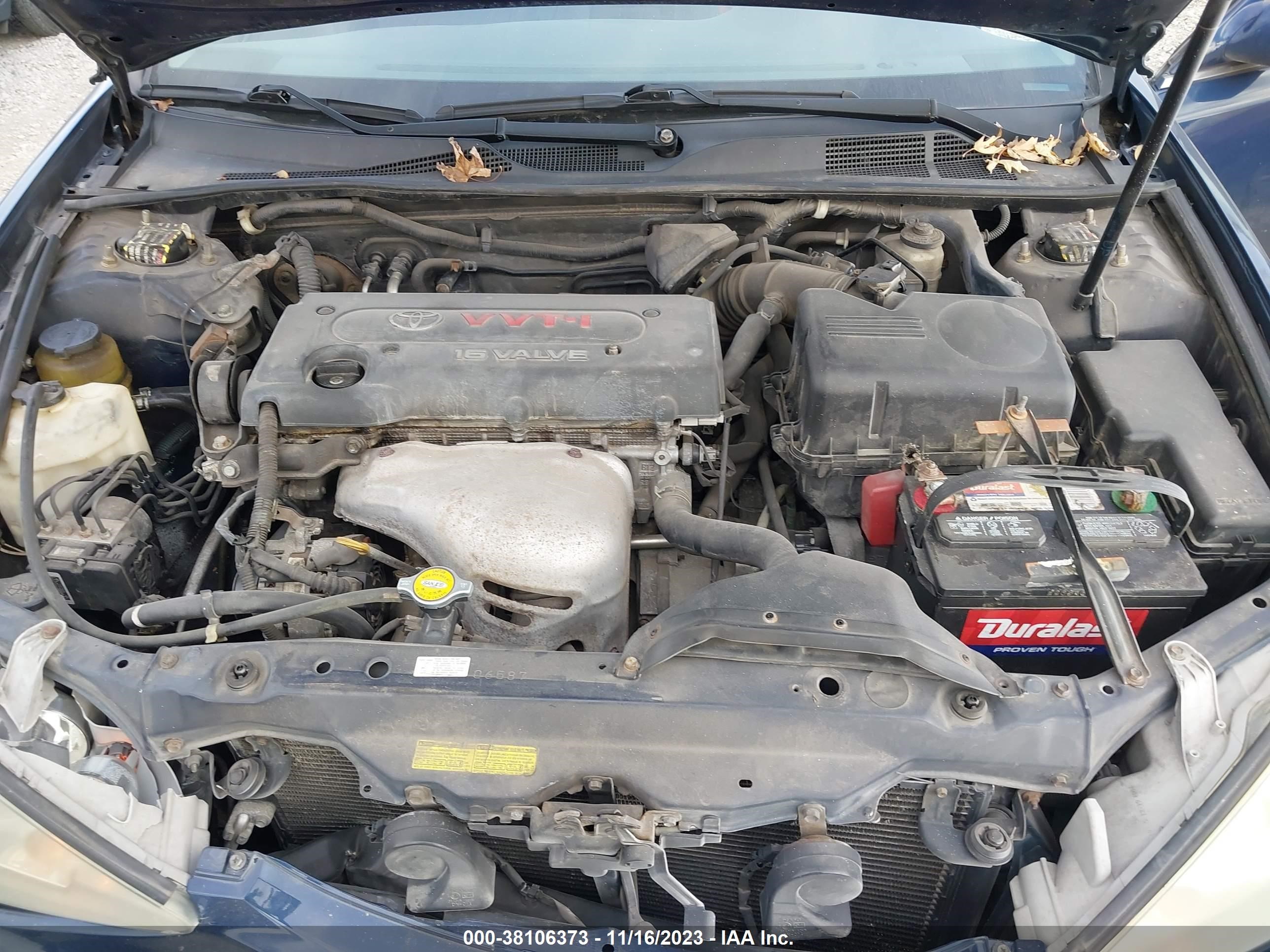 Photo 4 VIN: 4T1BE32K55U102108 - TOYOTA CAMRY 