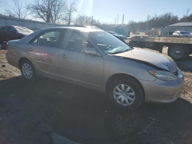 Photo 3 VIN: 4T1BE32K55U418835 - TOYOTA CAMRY 