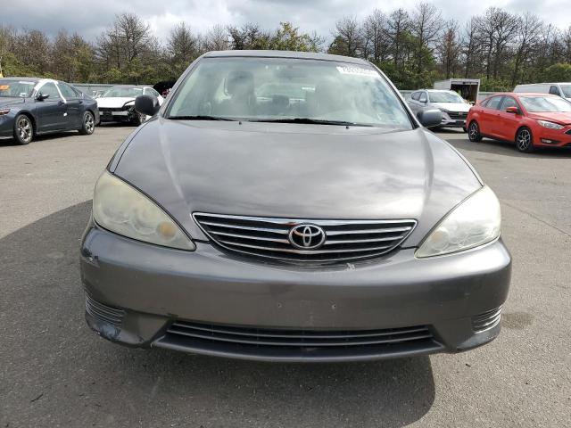 Photo 4 VIN: 4T1BE32K55U521656 - TOYOTA CAMRY LE 