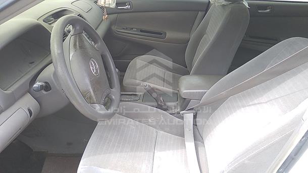 Photo 9 VIN: 4T1BE32K55U570551 - TOYOTA CAMRY 