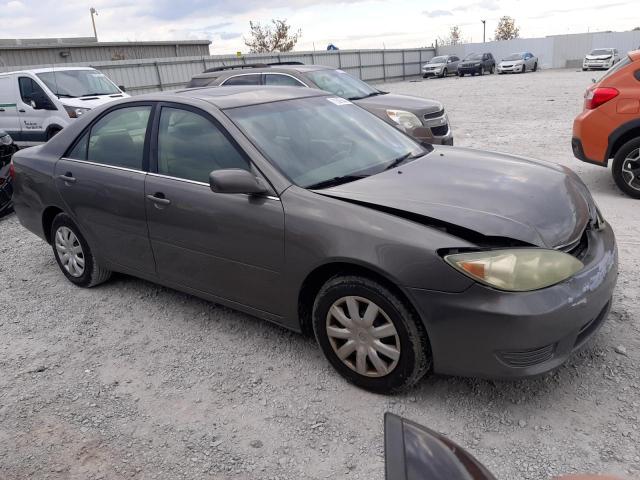 Photo 3 VIN: 4T1BE32K55U572932 - TOYOTA CAMRY 