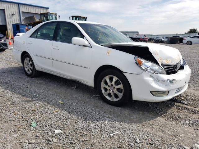 Photo 3 VIN: 4T1BE32K55U597944 - TOYOTA CAMRY LE 