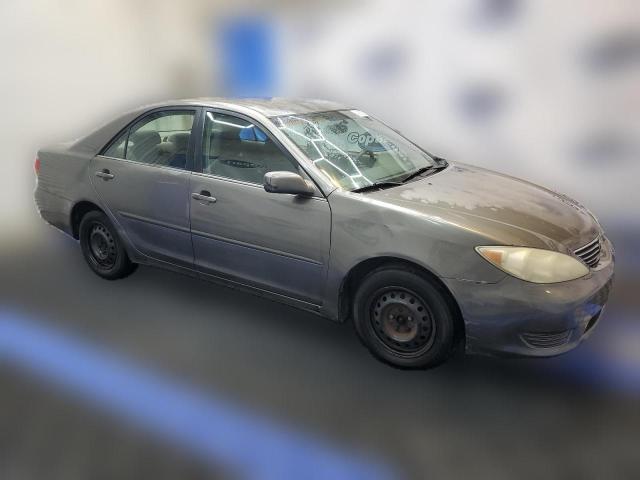 Photo 3 VIN: 4T1BE32K55U603984 - TOYOTA CAMRY 