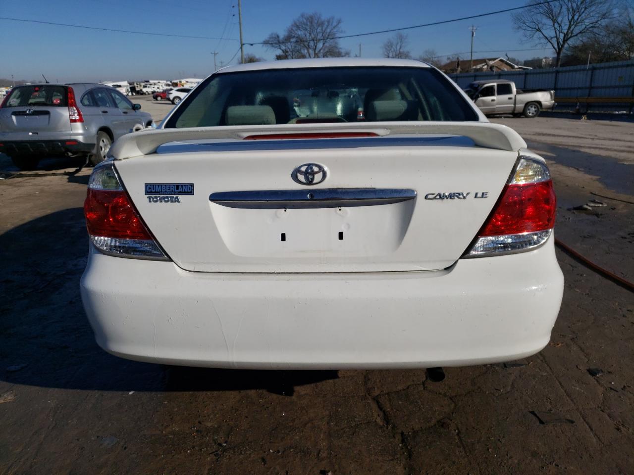 Photo 5 VIN: 4T1BE32K55U613818 - TOYOTA CAMRY 