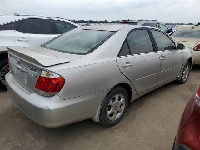 Photo 2 VIN: 4T1BE32K55U641067 - TOYOTA CAMRY 