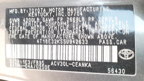 Photo 2 VIN: 4T1BE32K55U942633 - TOYOTA CAMRY 