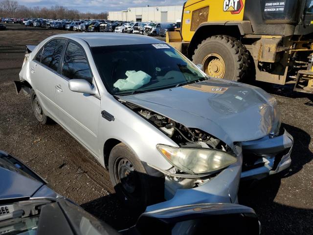 Photo 3 VIN: 4T1BE32K55U949713 - TOYOTA CAMRY 