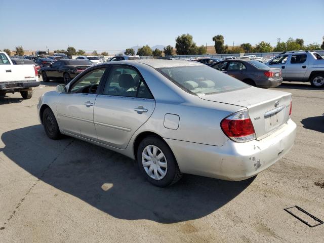 Photo 1 VIN: 4T1BE32K55U957455 - TOYOTA CAMRY 