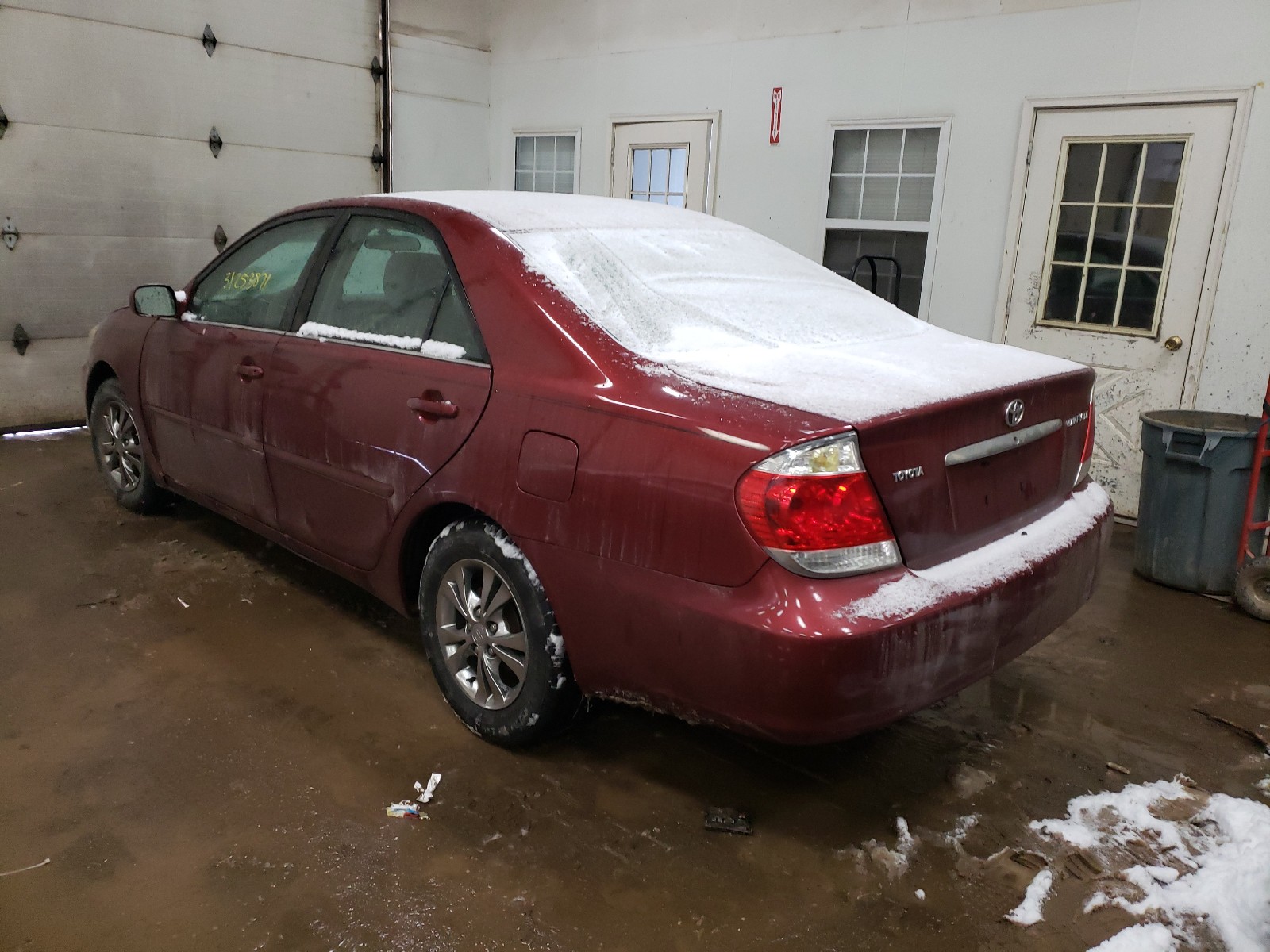 Photo 2 VIN: 4T1BE32K56U162407 - TOYOTA CAMRY LE 