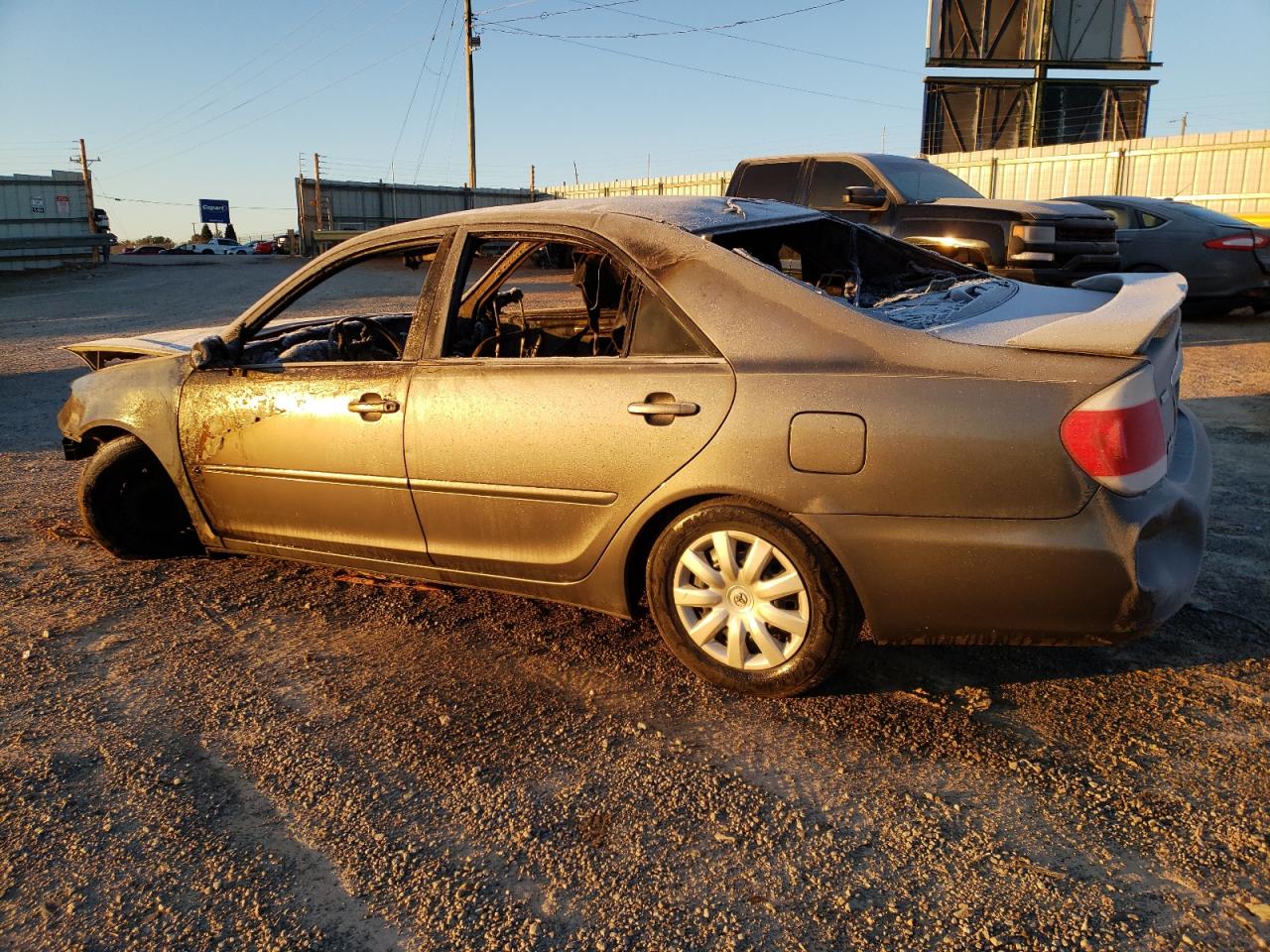 Photo 1 VIN: 4T1BE32K56U659554 - TOYOTA CAMRY 