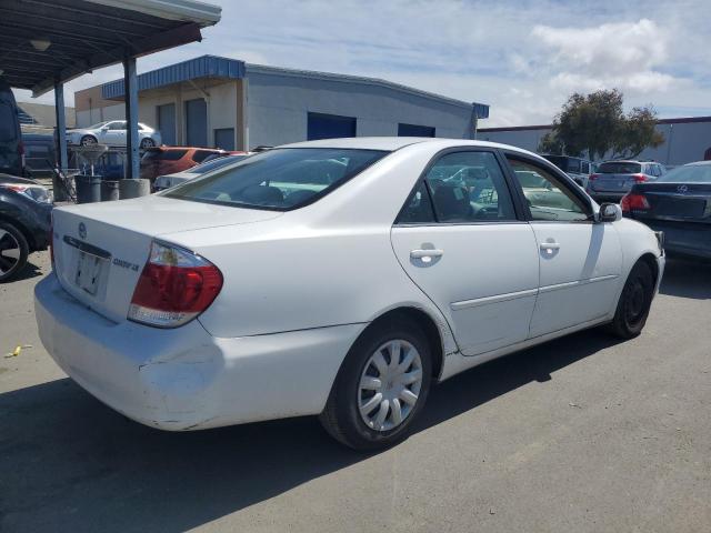 Photo 2 VIN: 4T1BE32K56U677228 - TOYOTA CAMRY 