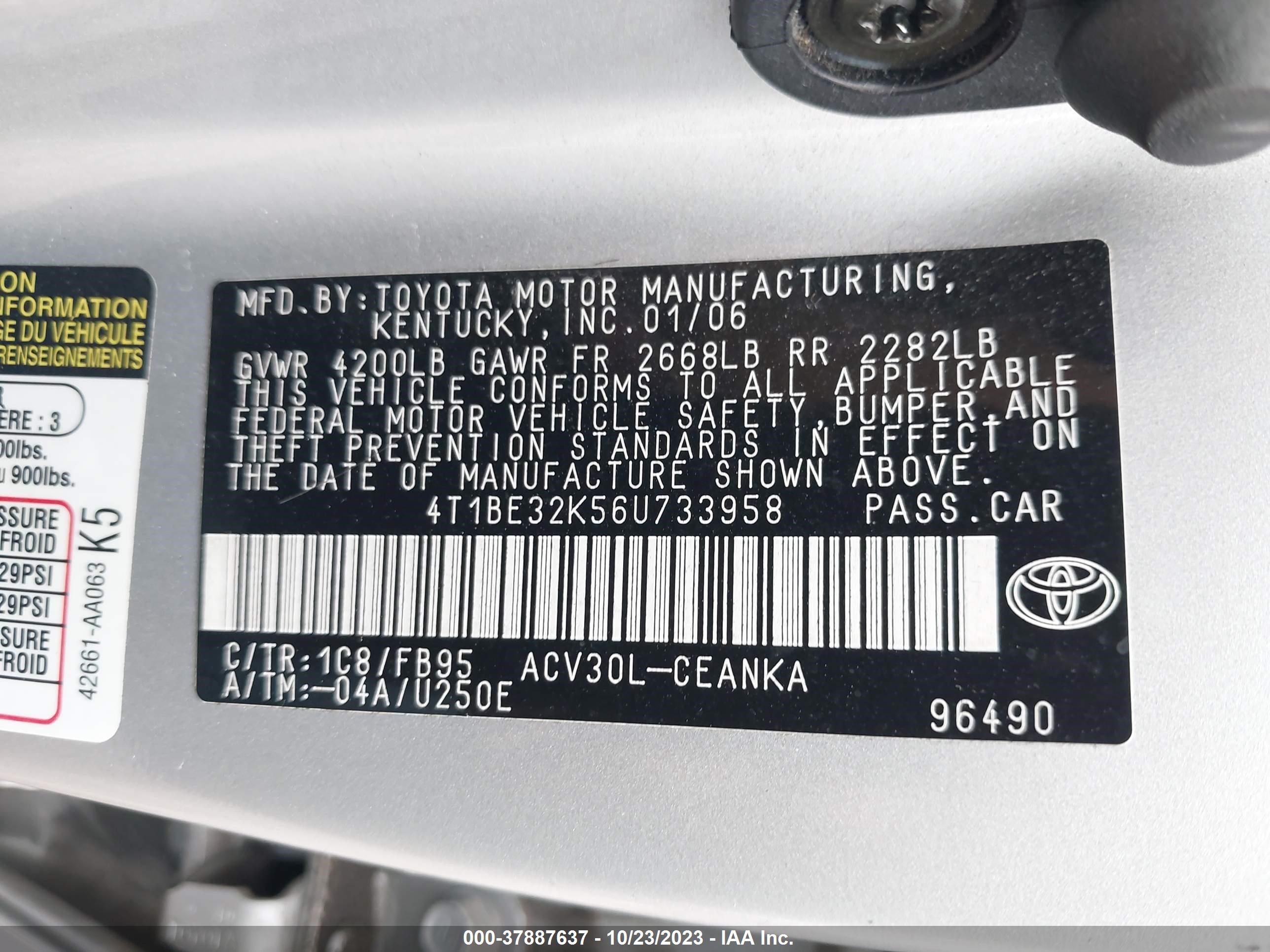 Photo 8 VIN: 4T1BE32K56U733958 - TOYOTA CAMRY 