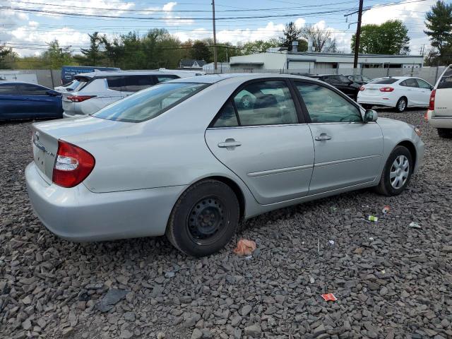 Photo 2 VIN: 4T1BE32K62U053240 - TOYOTA CAMRY 