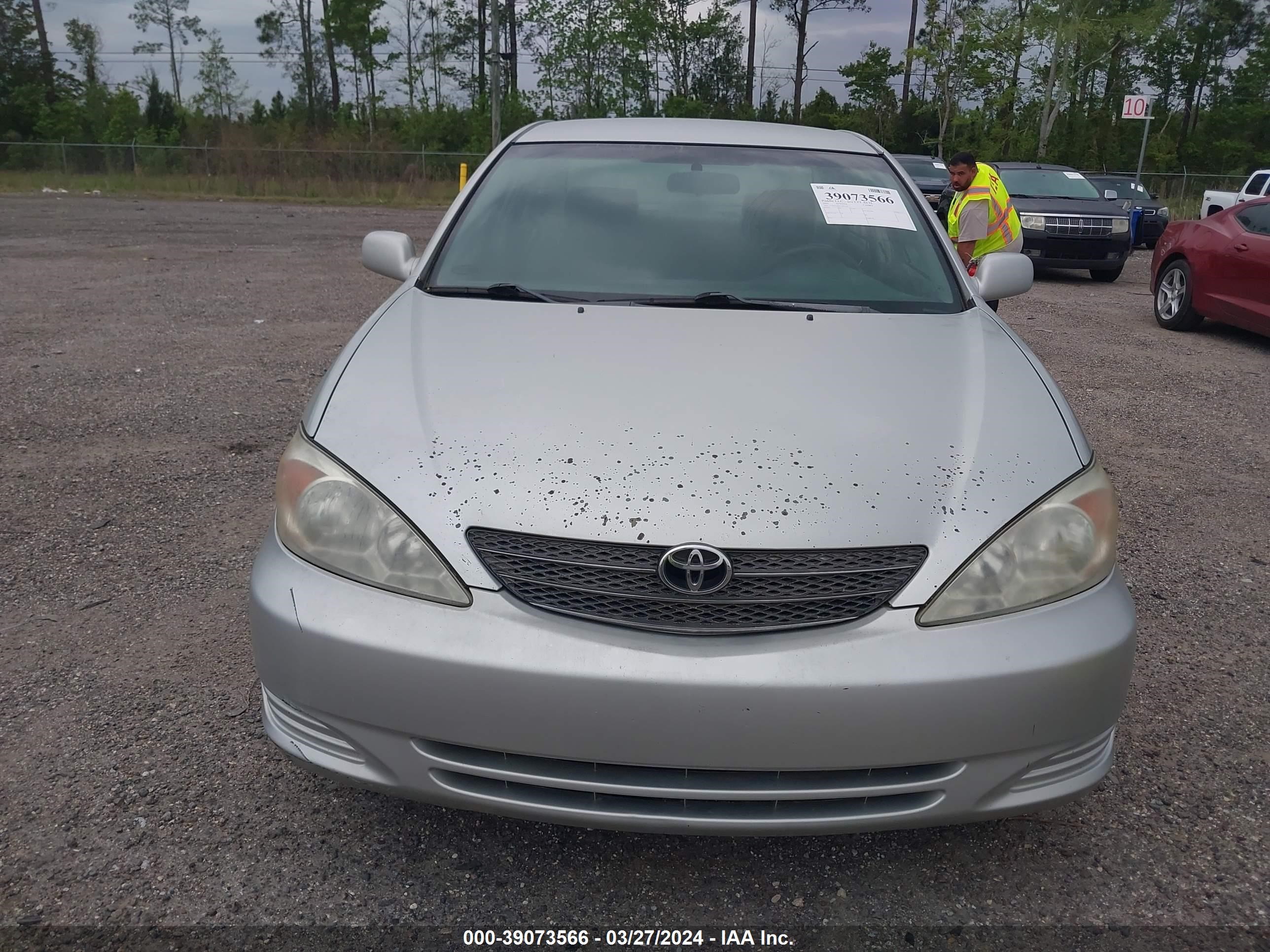 Photo 5 VIN: 4T1BE32K62U062374 - TOYOTA CAMRY 