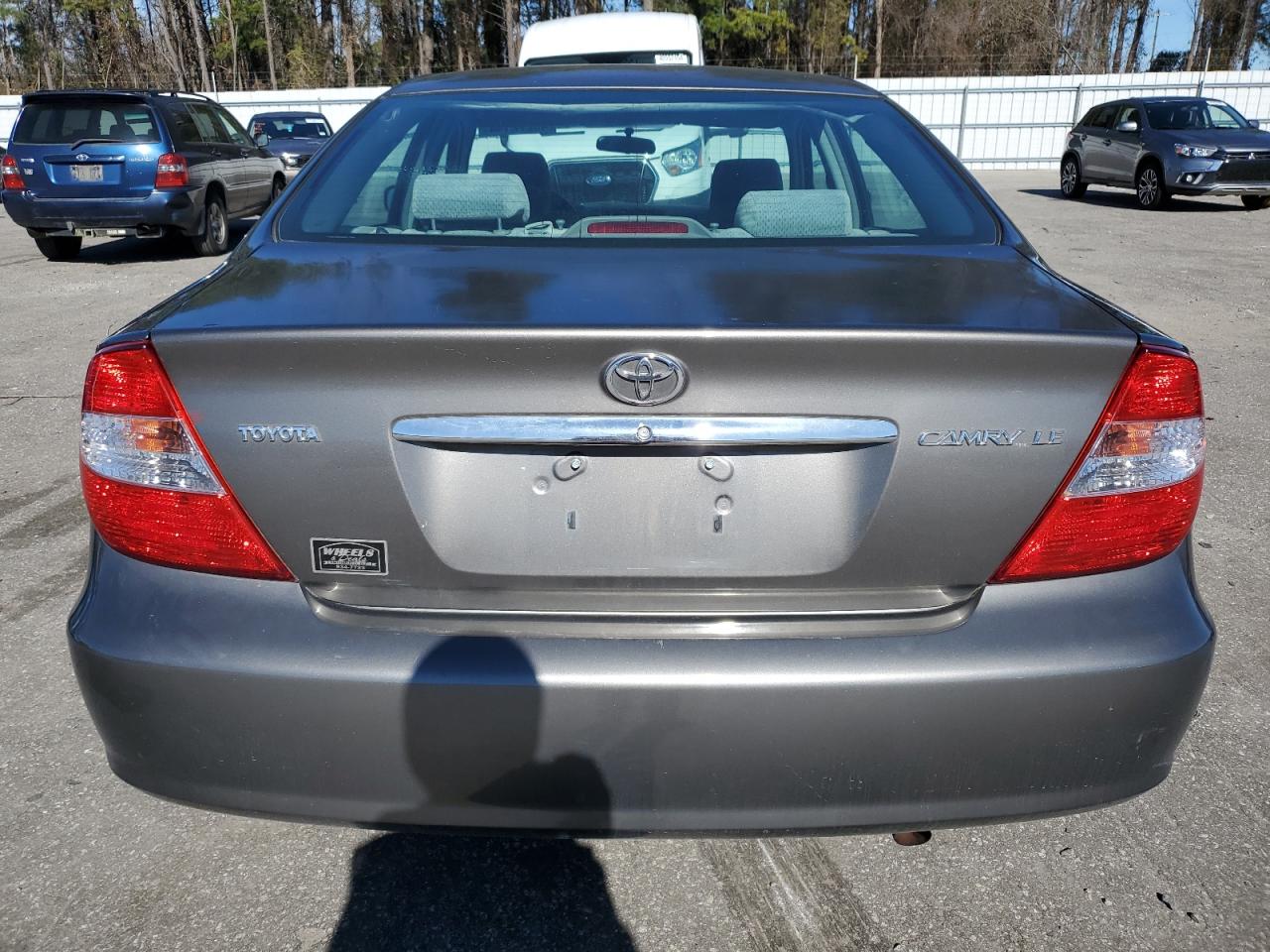 Photo 5 VIN: 4T1BE32K62U587709 - TOYOTA CAMRY 