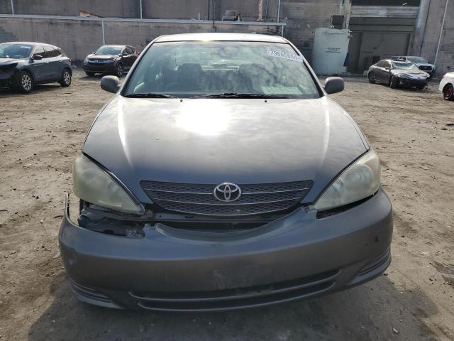 Photo 4 VIN: 4T1BE32K62U590223 - TOYOTA CAMRY LE 