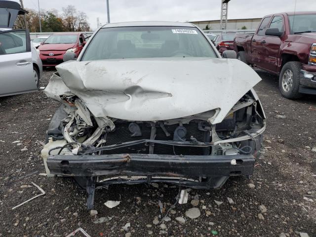 Photo 4 VIN: 4T1BE32K63U140329 - TOYOTA CAMRY 