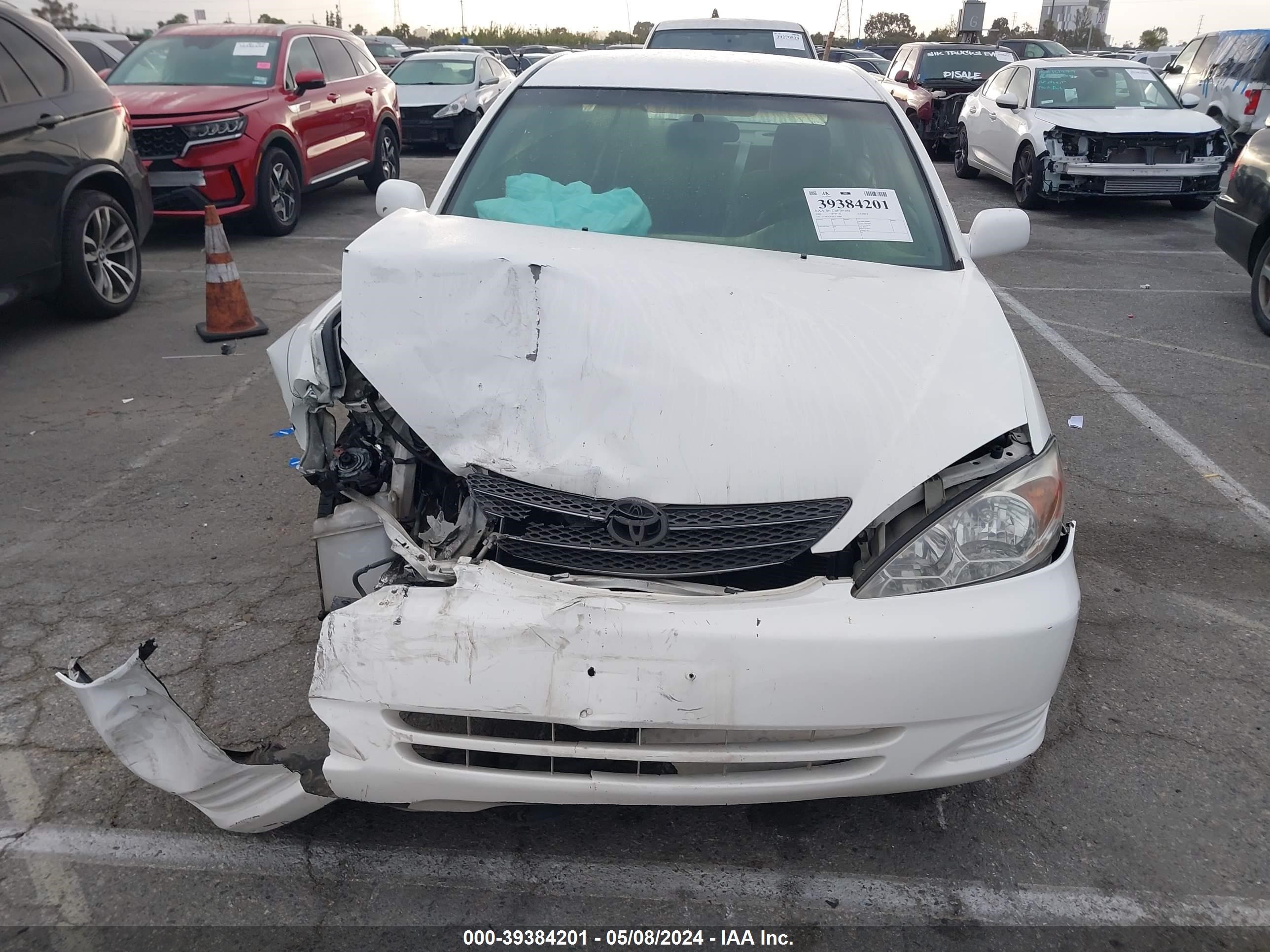 Photo 10 VIN: 4T1BE32K63U179504 - TOYOTA CAMRY 