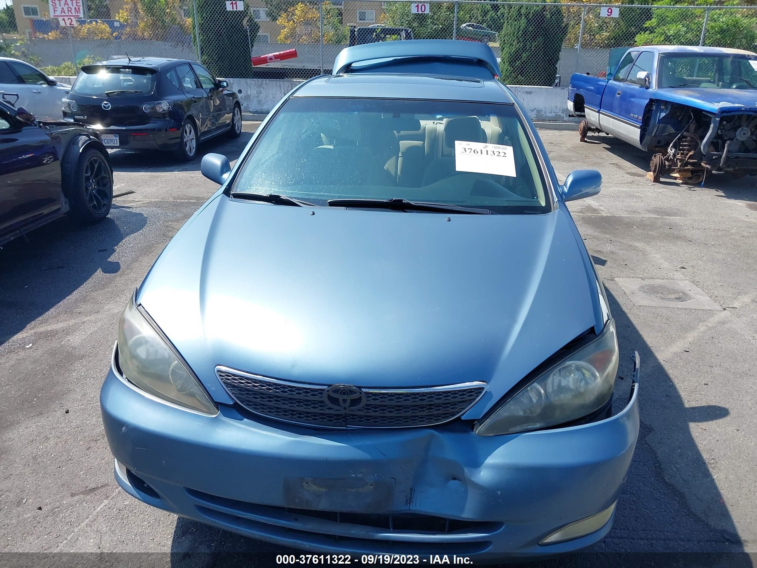 Photo 11 VIN: 4T1BE32K63U727307 - TOYOTA CAMRY 