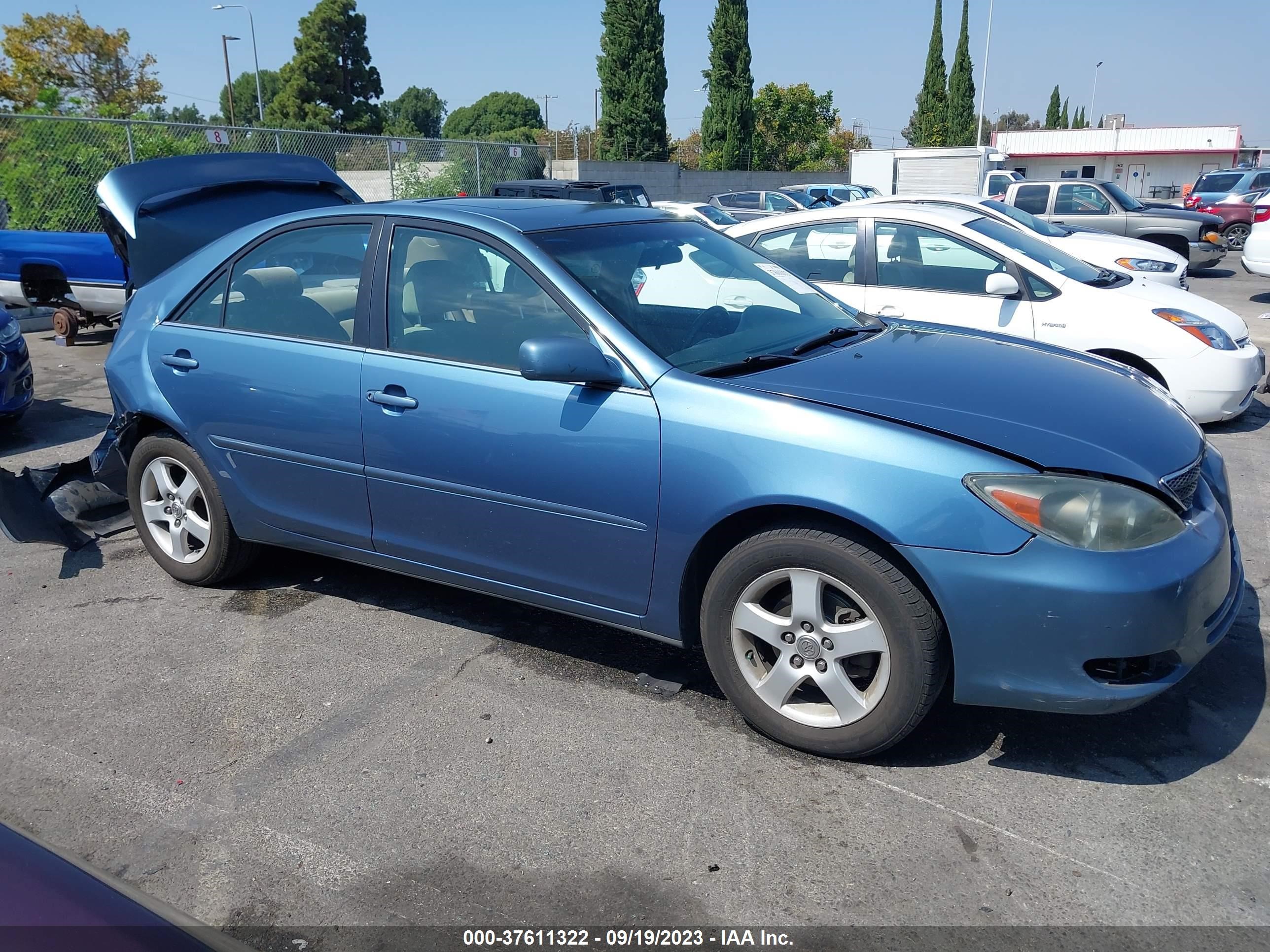 Photo 12 VIN: 4T1BE32K63U727307 - TOYOTA CAMRY 