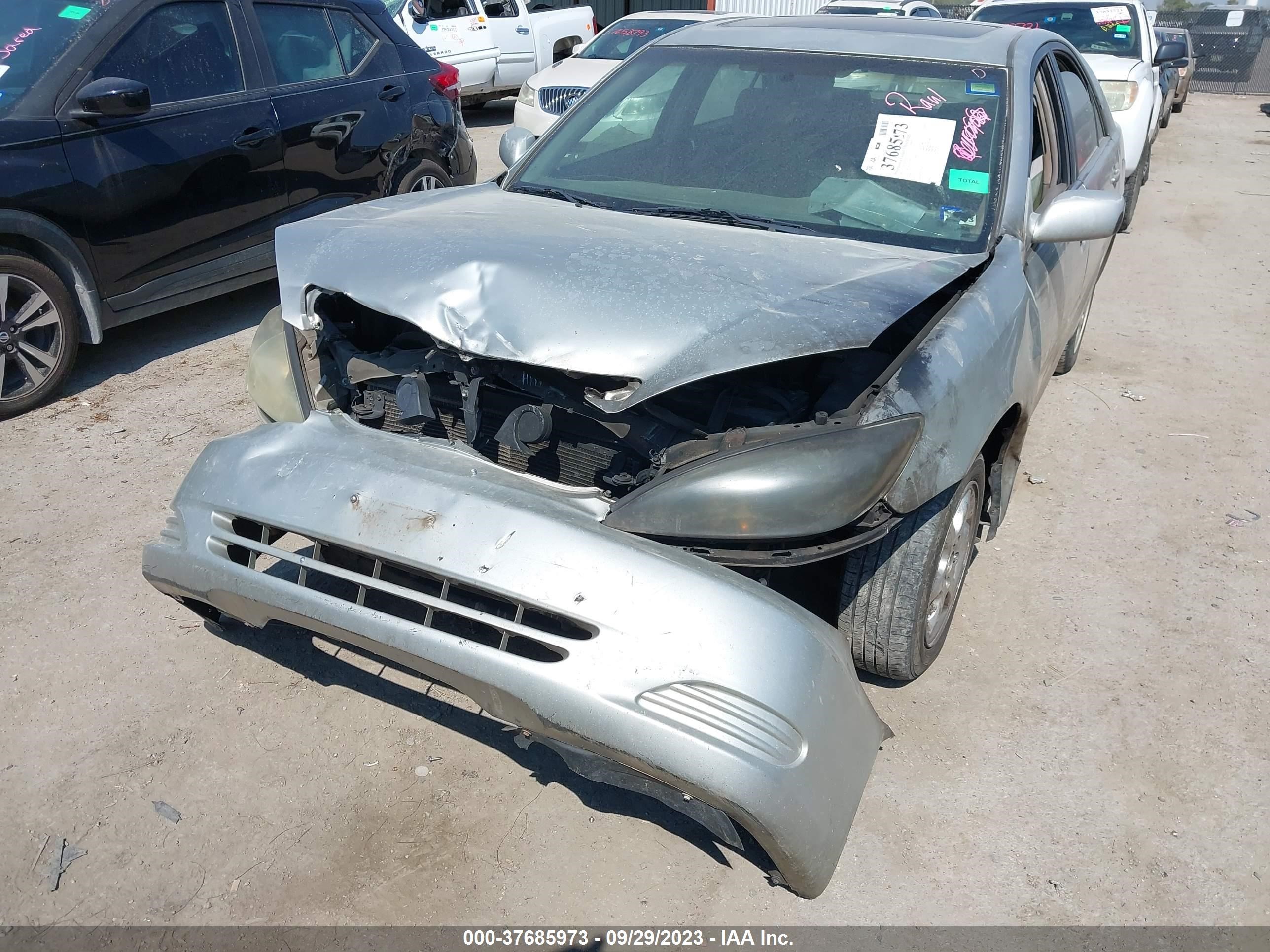 Photo 5 VIN: 4T1BE32K63U762560 - TOYOTA CAMRY 