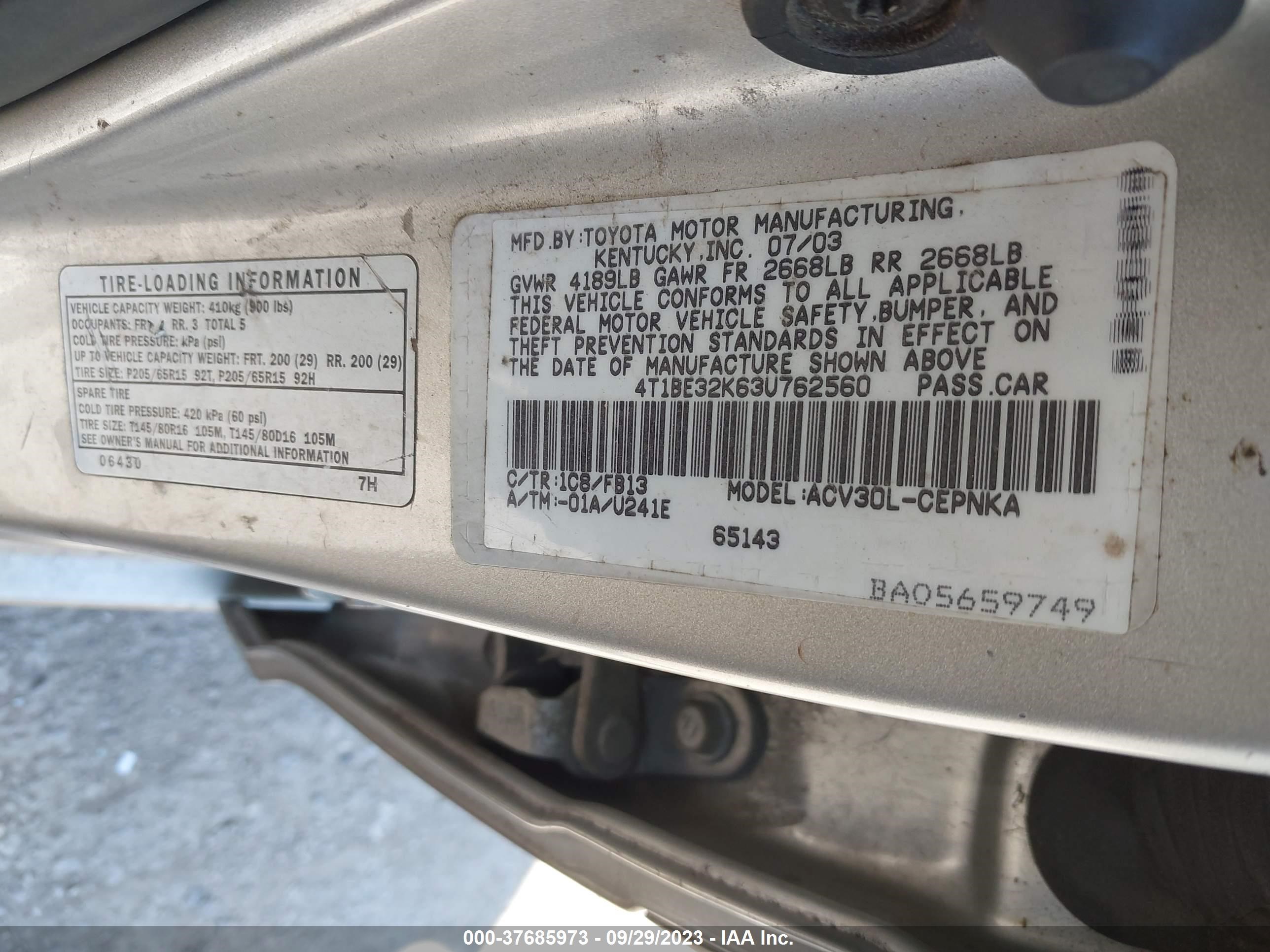 Photo 8 VIN: 4T1BE32K63U762560 - TOYOTA CAMRY 