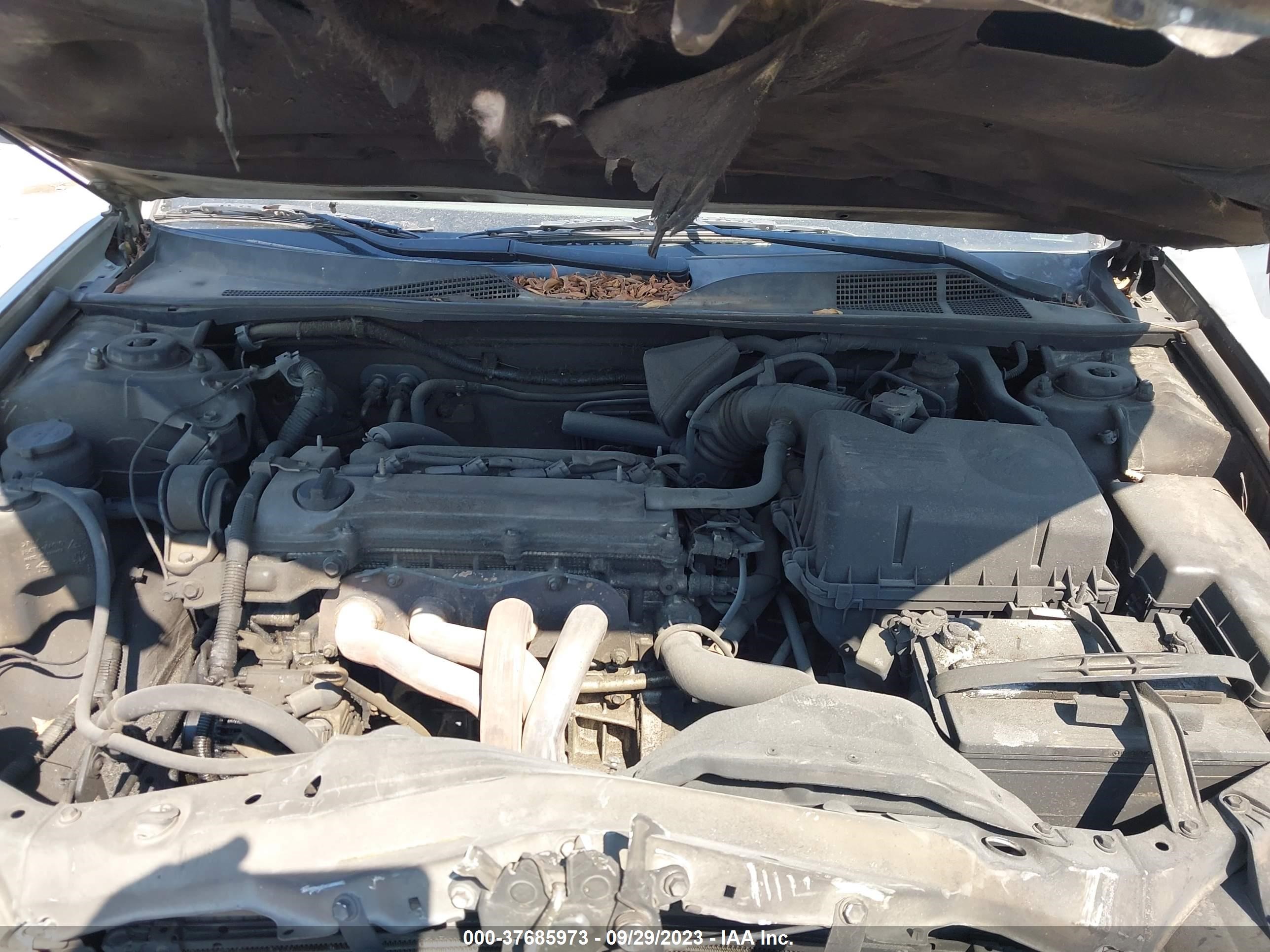 Photo 9 VIN: 4T1BE32K63U762560 - TOYOTA CAMRY 