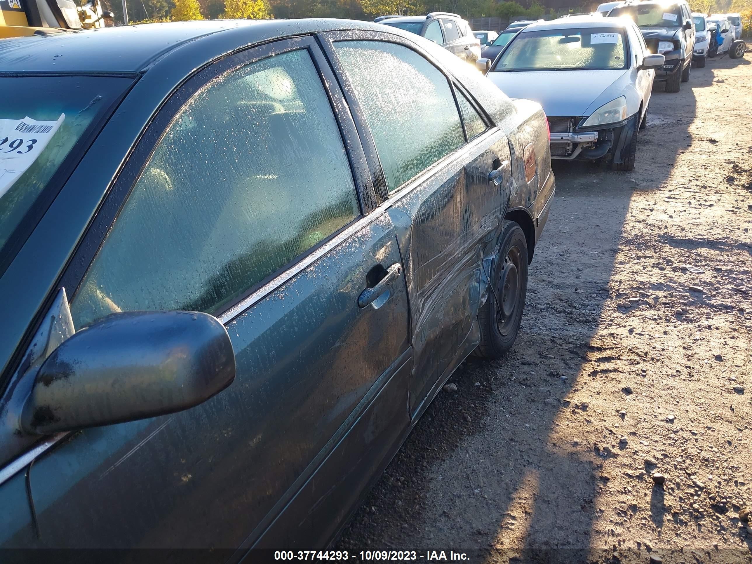 Photo 5 VIN: 4T1BE32K64U262660 - TOYOTA CAMRY 