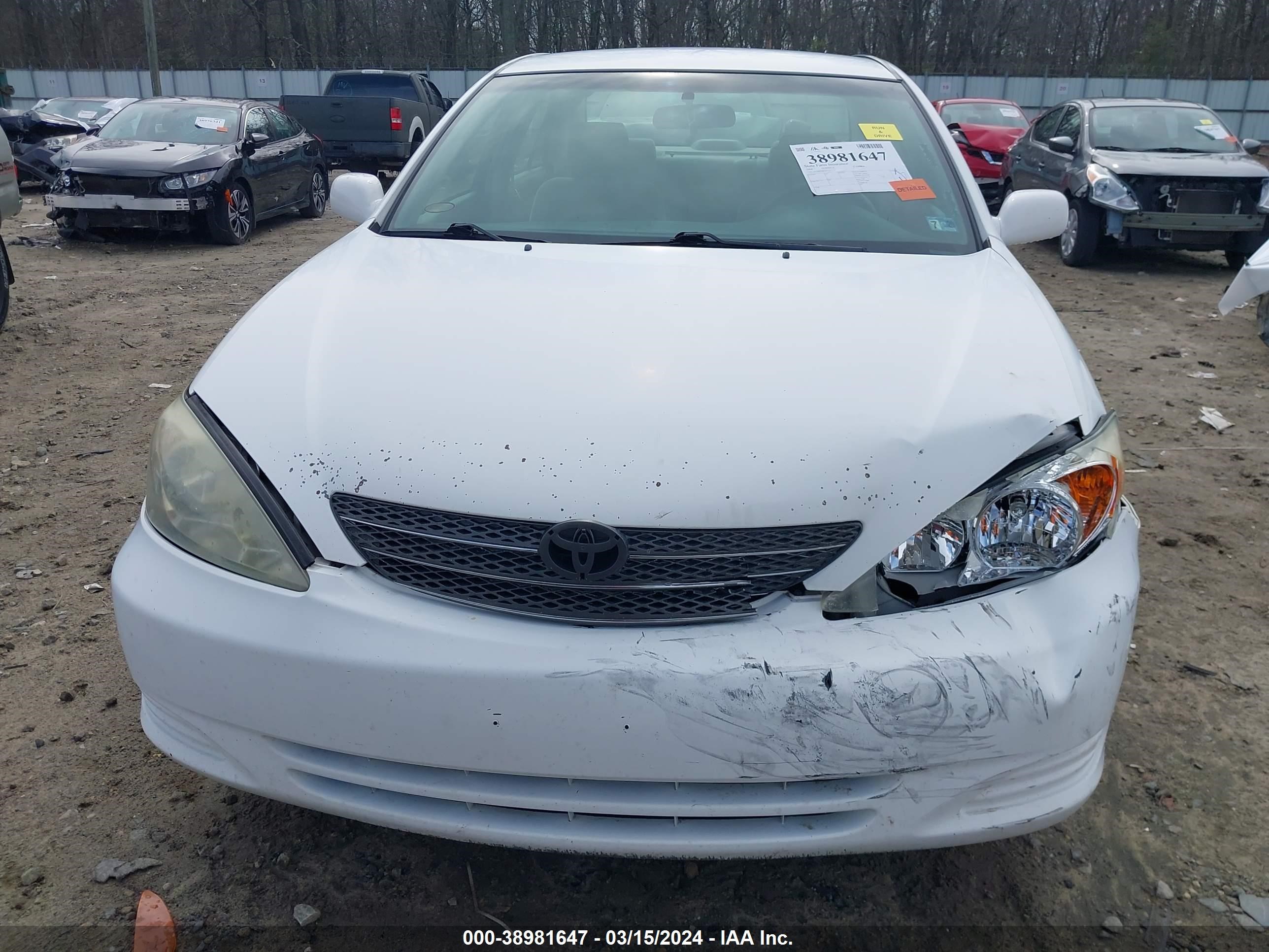 Photo 11 VIN: 4T1BE32K64U262724 - TOYOTA CAMRY 