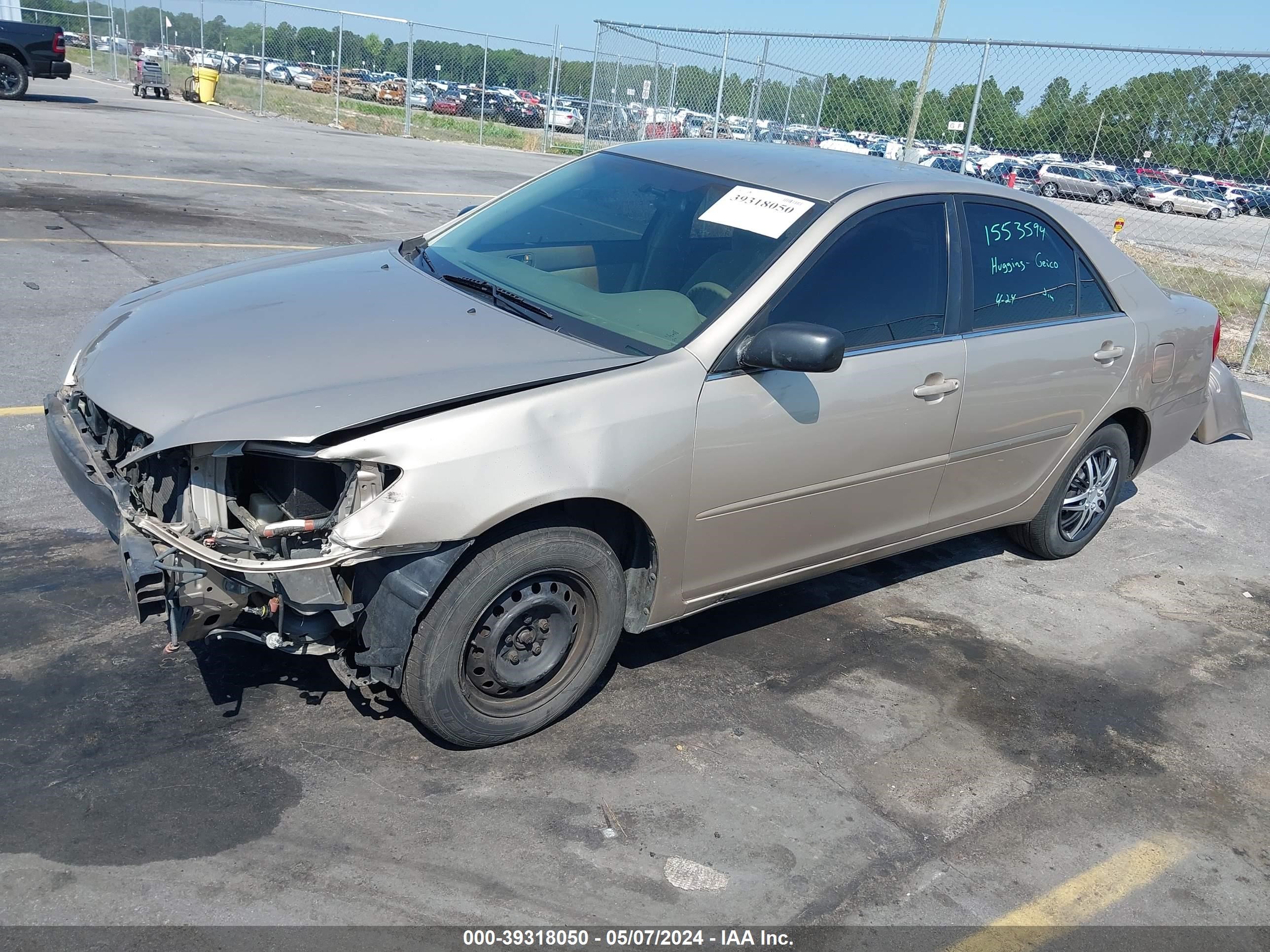 Photo 1 VIN: 4T1BE32K64U806316 - TOYOTA CAMRY 