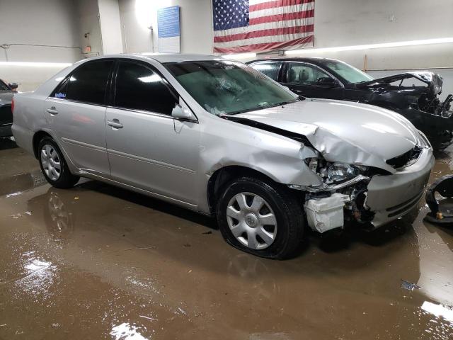 Photo 3 VIN: 4T1BE32K64U860876 - TOYOTA CAMRY 