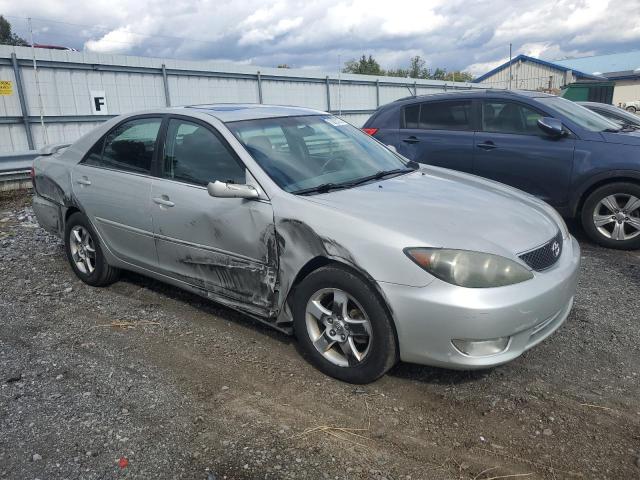 Photo 3 VIN: 4T1BE32K65U052495 - TOYOTA CAMRY LE 