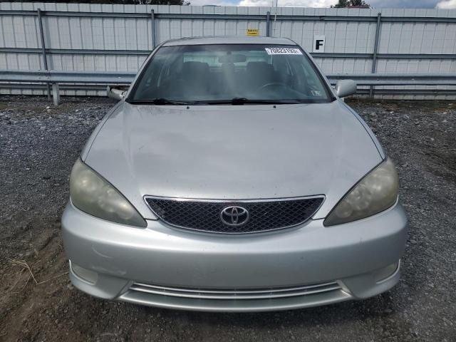 Photo 4 VIN: 4T1BE32K65U052495 - TOYOTA CAMRY LE 