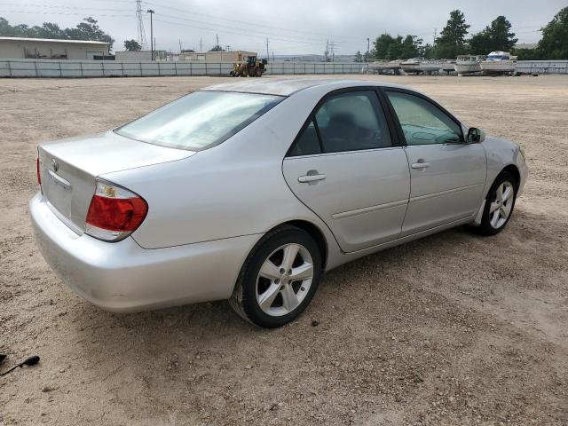 Photo 2 VIN: 4T1BE32K65U086064 - TOYOTA CAMRY 