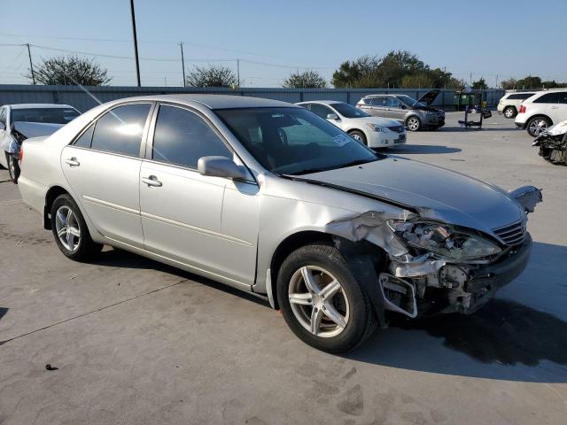 Photo 3 VIN: 4T1BE32K65U100013 - TOYOTA CAMRY LE 