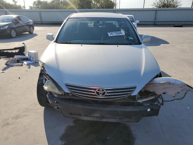 Photo 4 VIN: 4T1BE32K65U100013 - TOYOTA CAMRY LE 