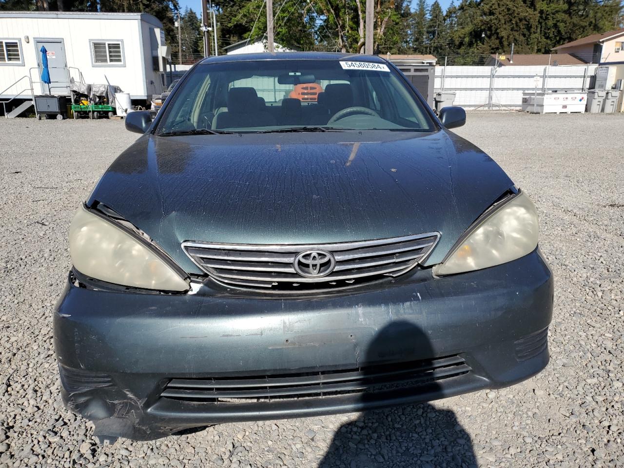 Photo 4 VIN: 4T1BE32K65U393282 - TOYOTA CAMRY 