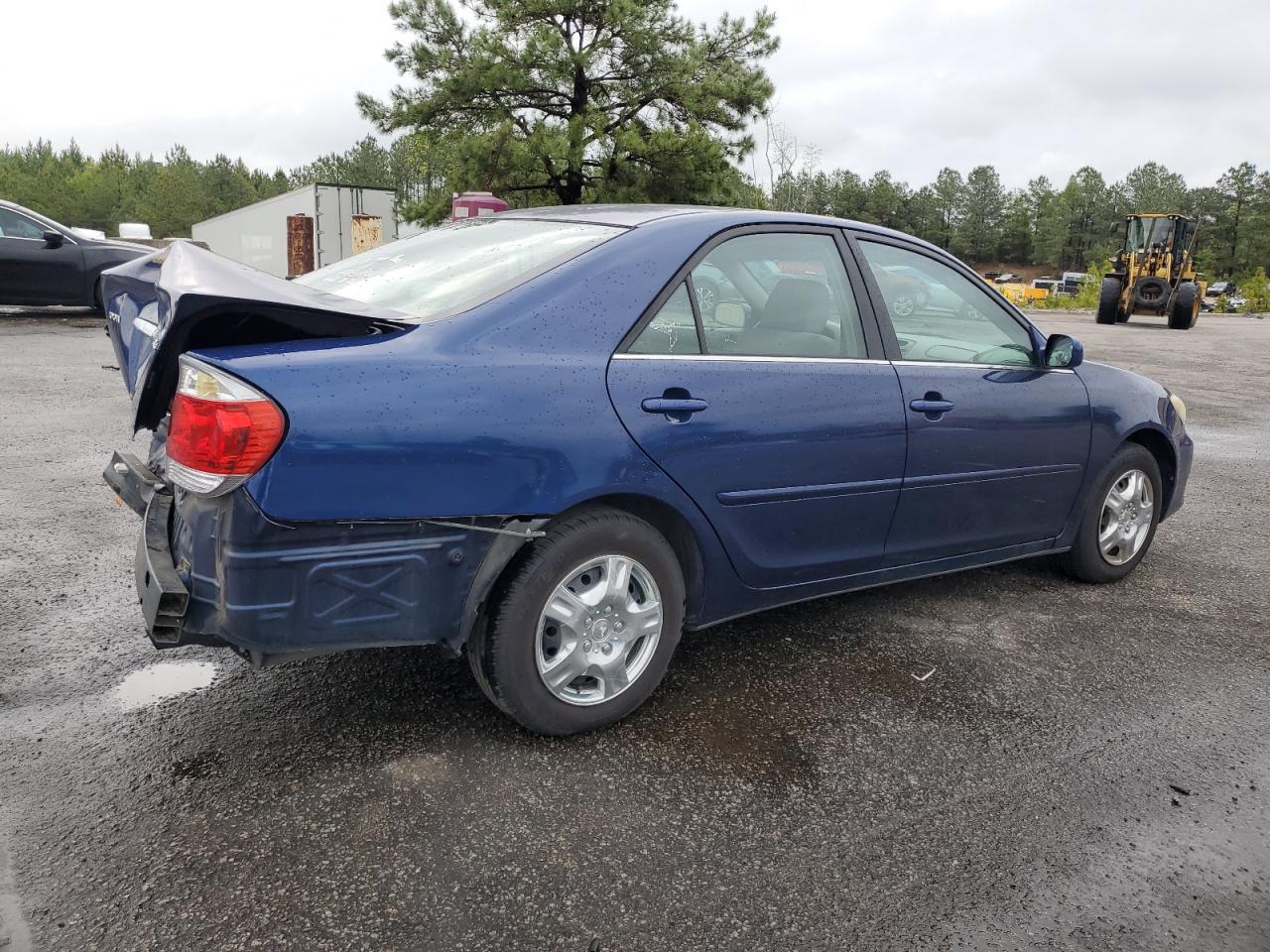 Photo 2 VIN: 4T1BE32K65U409111 - TOYOTA CAMRY 